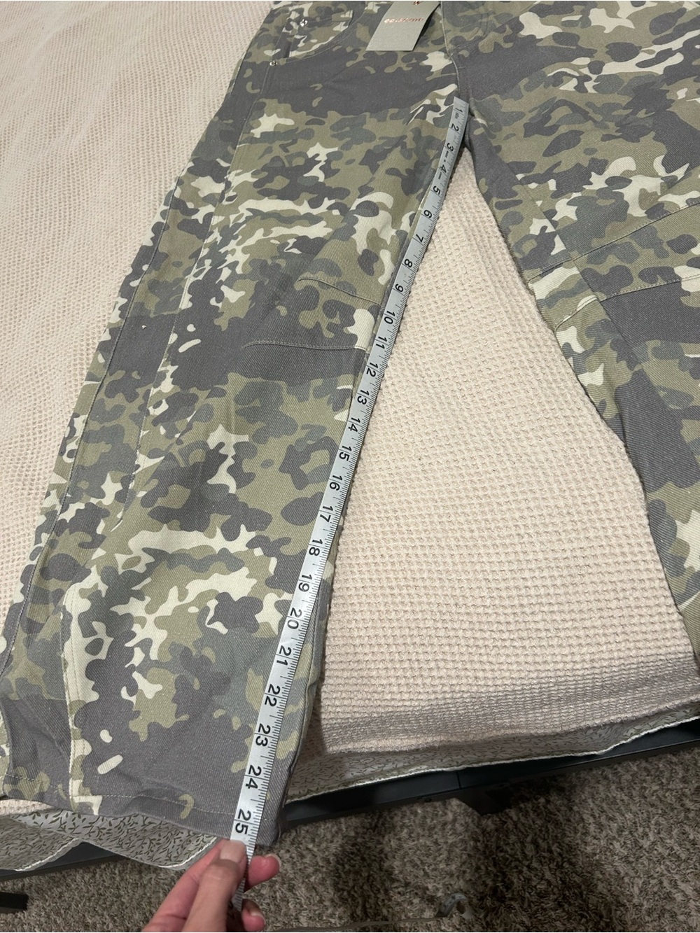 Women’s Olive Camo Barrel Pants - Picture 4 of 5